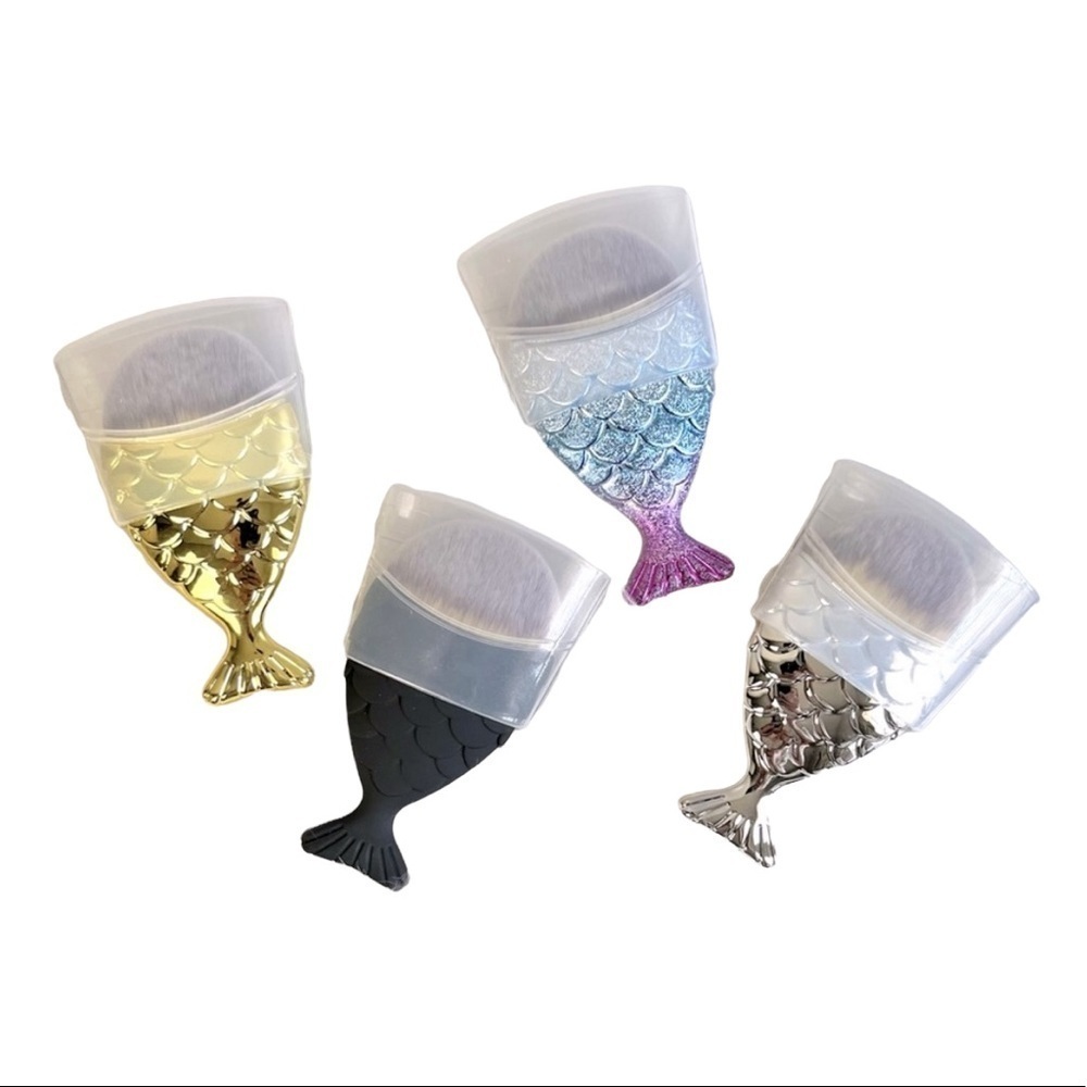 Beauty Touch Mermaid Tale Multifunctional Facial Brush Silver/Gold/Black/Multi